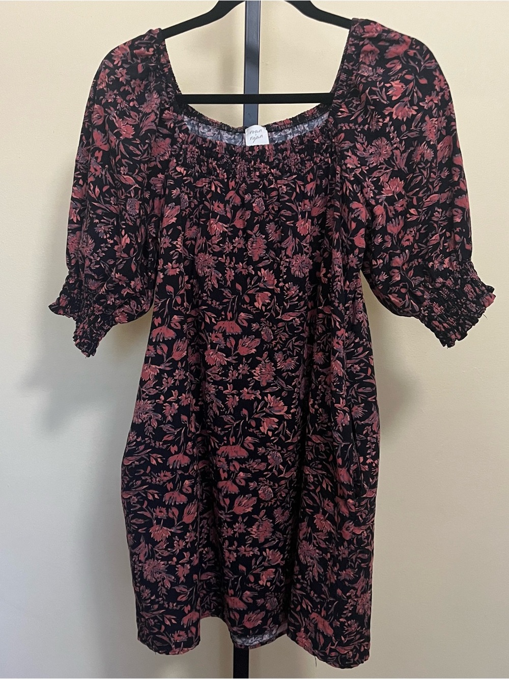 Roan + Ryan Floral Puff-Sleeve Women’s Midi Dress in Black and Mauve